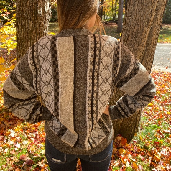 INXS men vest size M. Perfect for women for a grandpa look for fall made in Can - Picture 5 of 10